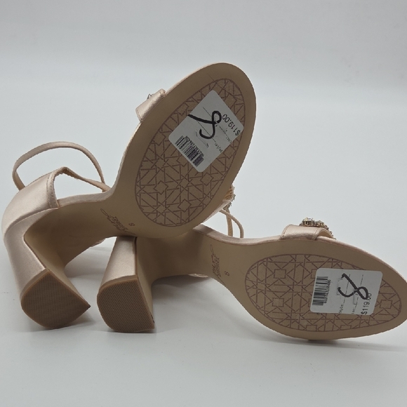 Elegant Champagne Ankle Strap Jewel Badgley Mischka Heels with Rhinestones NEW - Picture 10 of 16